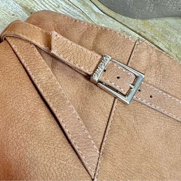 Vionic Upton Ankle Bootie Tan Leather - Picture 4 of 7